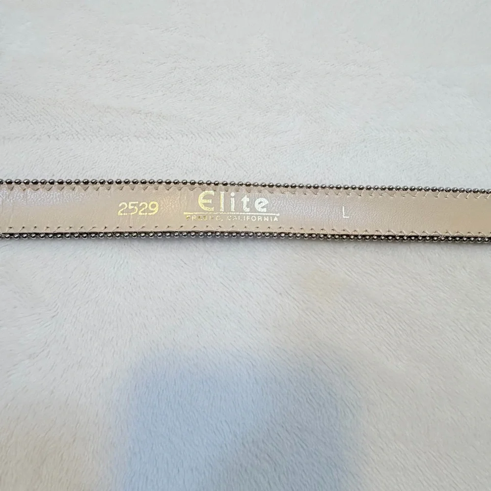 Vintage Floral / Lace Women's Belt with Beaded Trim & Silver Buckle - Multicolor